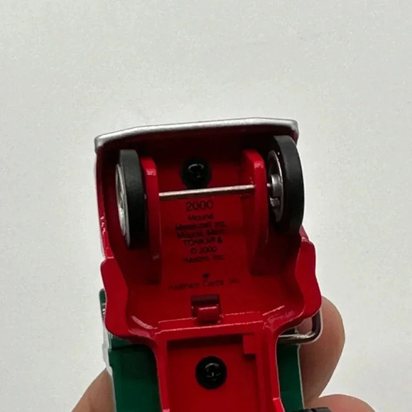 Hallmark Keepsake Ornament in Box 2000 Tonka Series Dump Truck Metal Christmas - Picture 10 of 11